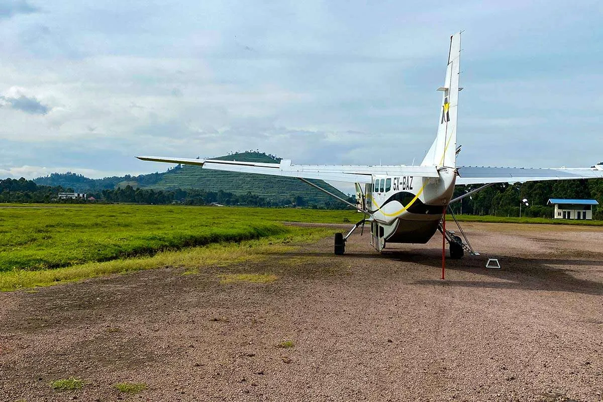 4 Day Uganda Flying Safari