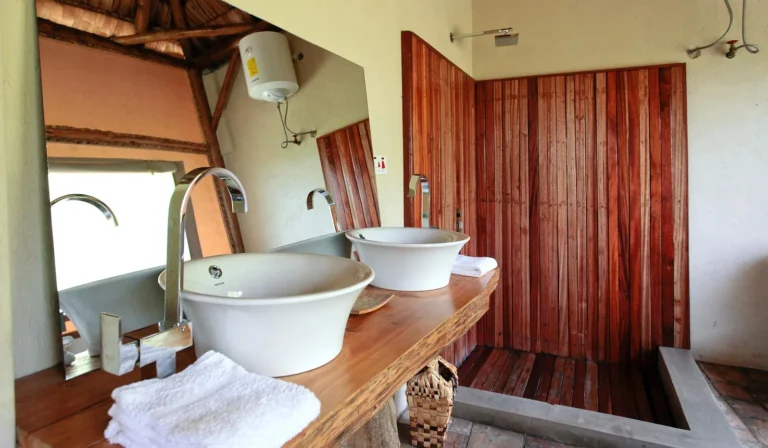 Engazi-game-lodge