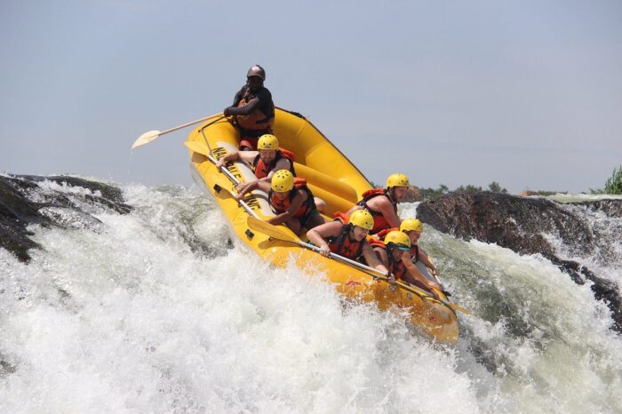 1-Day Jinja Tour: White Water Rafting Trip
