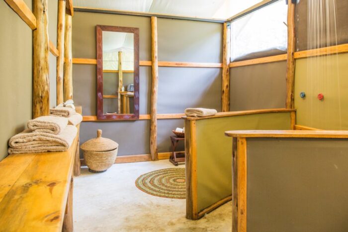 Ensuite-Bathroom-at-Ishasha-Wilderness-Camp-Queen-Elizabeth-National-Park-1536x864