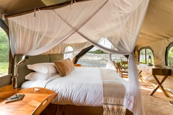 Papa's Camp In Murchsion Falls National Park