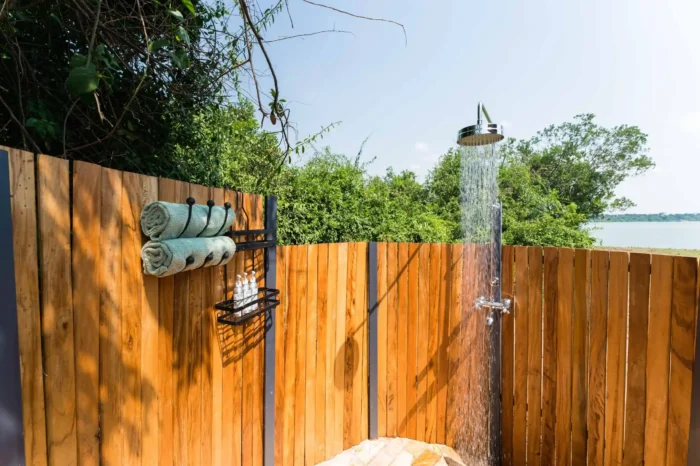 The River Station Outdoor Shawer (1)