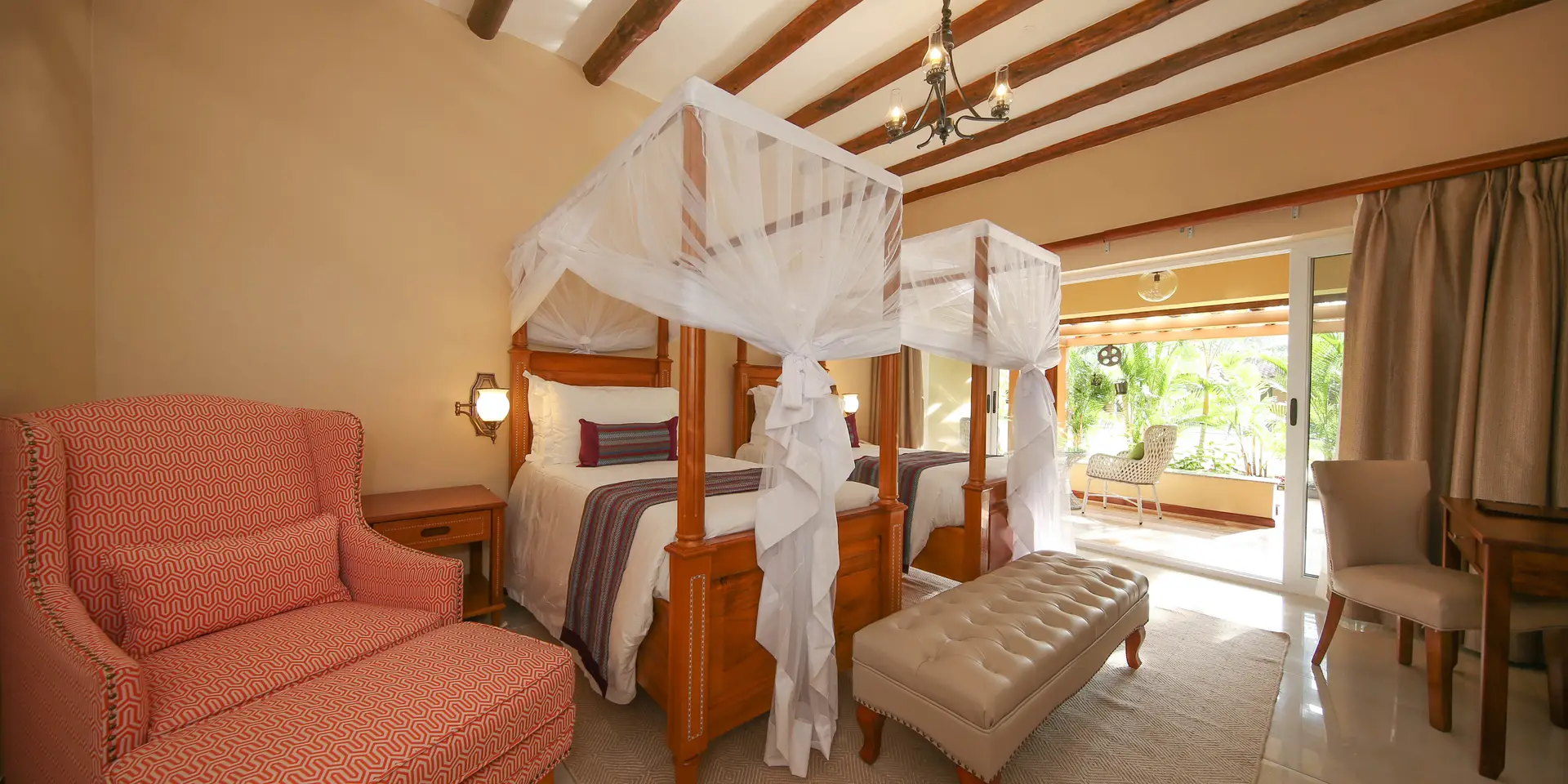 entebbe-twin-bedroom