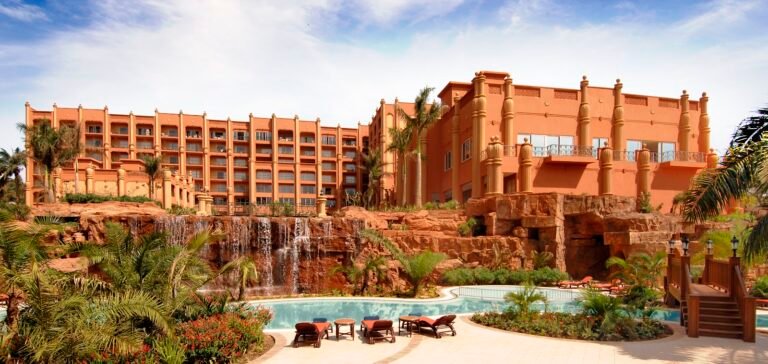Kampala Serena Hotel is one of the most luxurious hotels in Uganda. It is the first Serena Hotel built in the country and remains the flagship property.