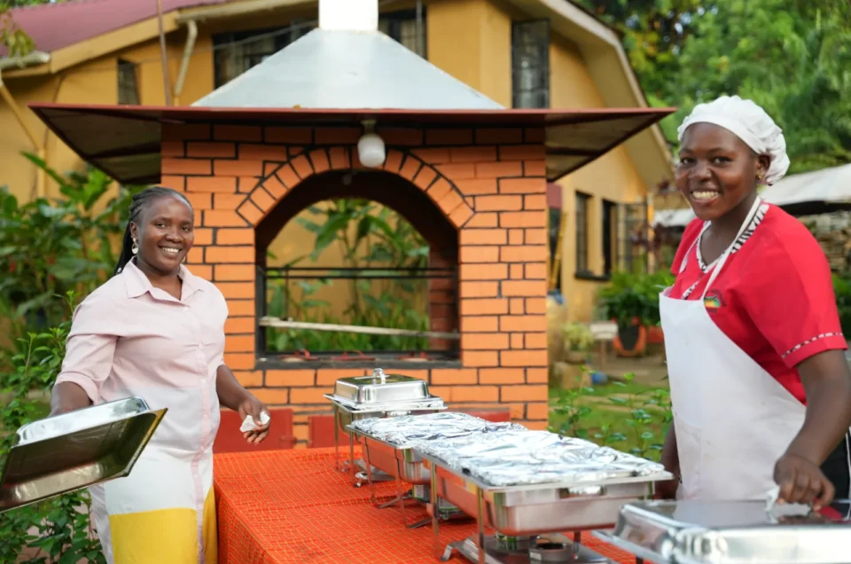 Airport Guesthouse Entebbe is comfortable budget friendly accommodation located just 15 minutes from Entebbe International Airport (EBB).